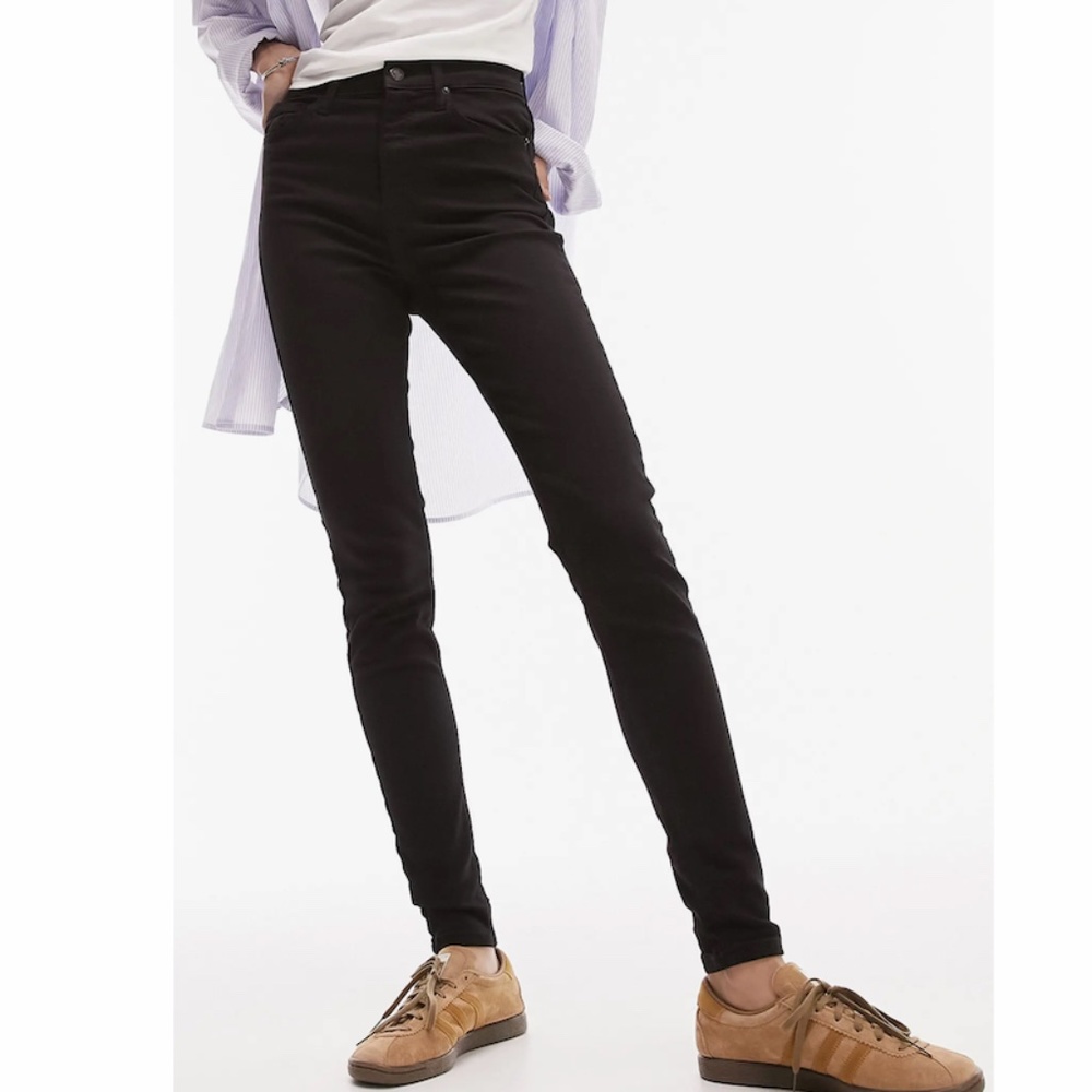 Topshop Black Skinny High-Rise Jamie Jeans